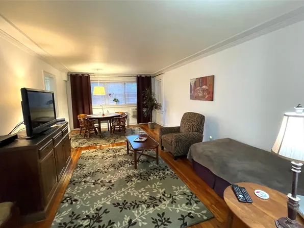 370 Westchester Avenue #4G, Port Chester, NY 10573