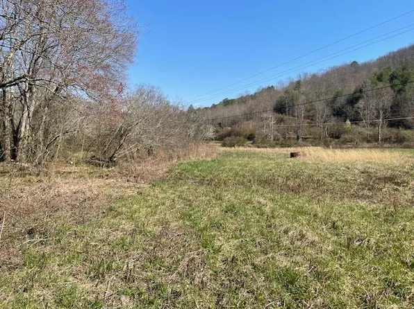 107 Minor Rd, Marble, NC 28905
