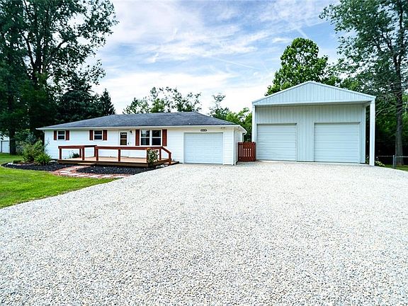 2nd image of 3728 West Dr