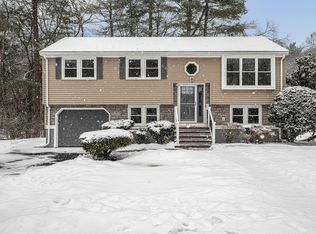 23 Meade Rd, Billerica, MA 01821
