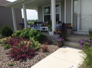 810 Egret Ln, Waconia, MN 55387
