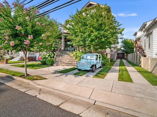 9 S Coolidge Ave, Margate, NJ 08402