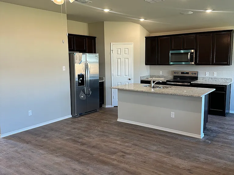 3109 Cyprian Rd — Photo 5