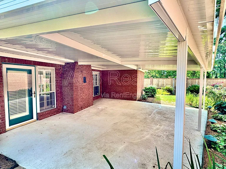 113 River Chase Ct — Photo 37