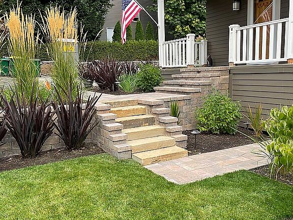 Middle tier - front of house