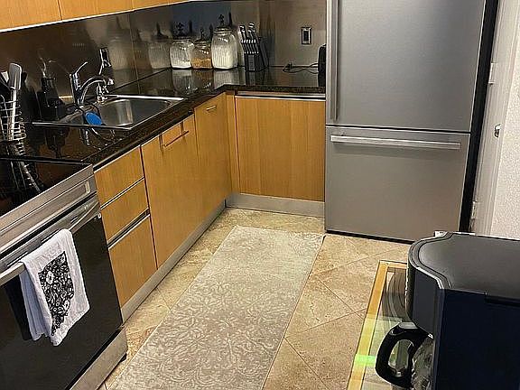 2nd image of 1700 SE 15th St APT 304