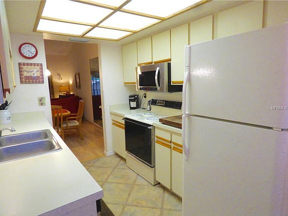 4th image of 11800 Park Blvd APT 411