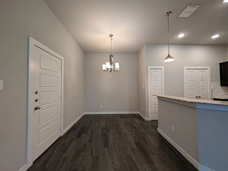546 Creekside Frst — Photo 5