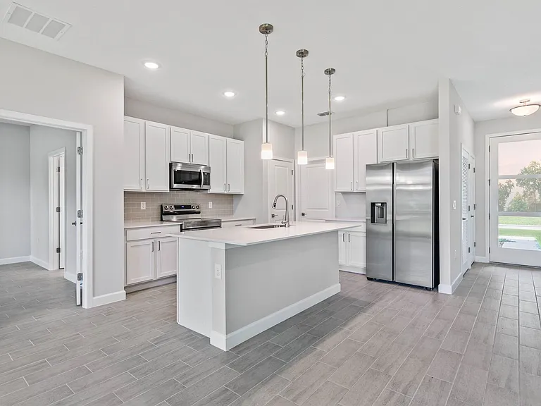 8453 Olster Dr — Photo 3