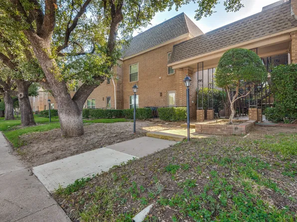 4430 Harlanwood Dr N #209, Fort Worth, TX 76109