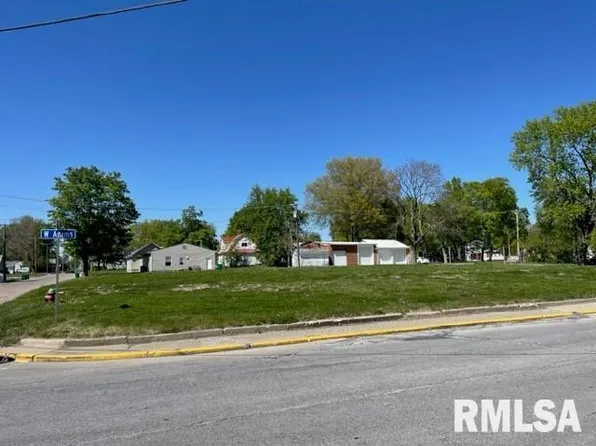 326 W Adams St, Macomb, IL 61455