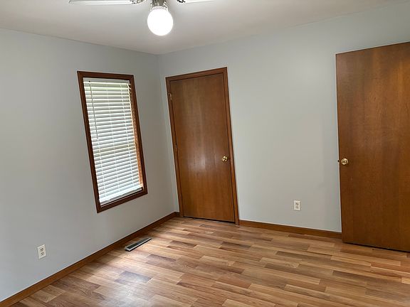 2nd image of 4244 W Ridge Rd