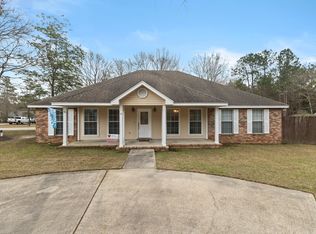 8 Holly Trl, Petal, MS 39465
