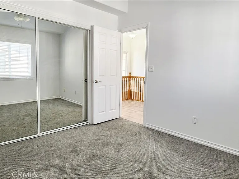 1675 Gramercy Ave — Photo 21
