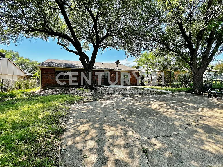 7127 Winterberry Dr — Photo 20