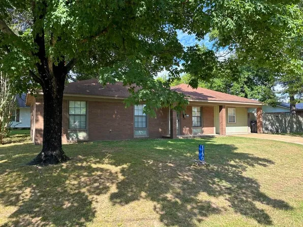 1190 Elsie St, Batesville, AR 72501