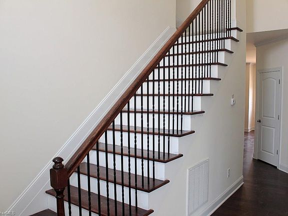 4th image of 3895 Filton Dr