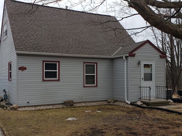 W7149 School Dr