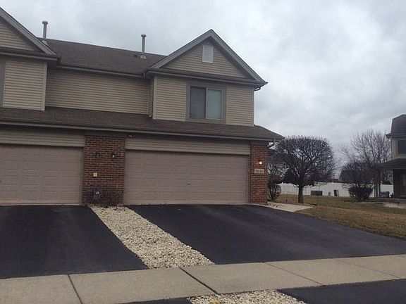 4th image of 8230 W Auburn Ln