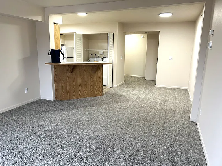 Heatherwood Apartments — Photo 23