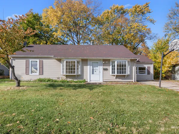 1020 S Park Blvd, Streamwood, IL 60107