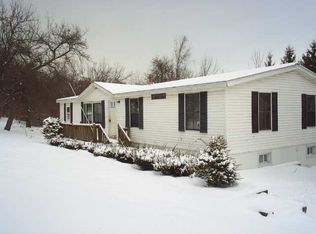 144 Thruway Entrance Rd, Pattersonville, NY 12137