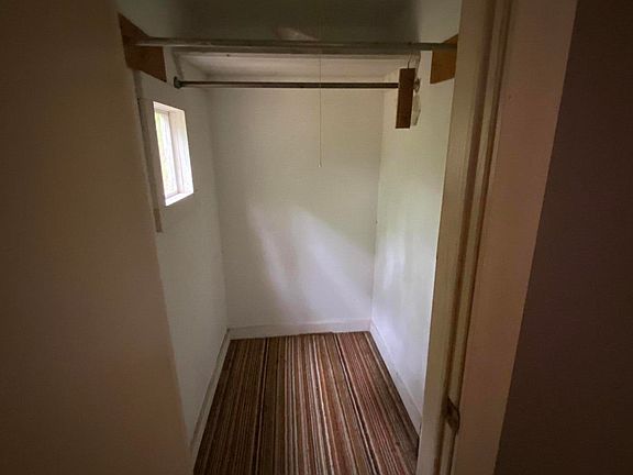 3rd image of 619 Bonita Dr