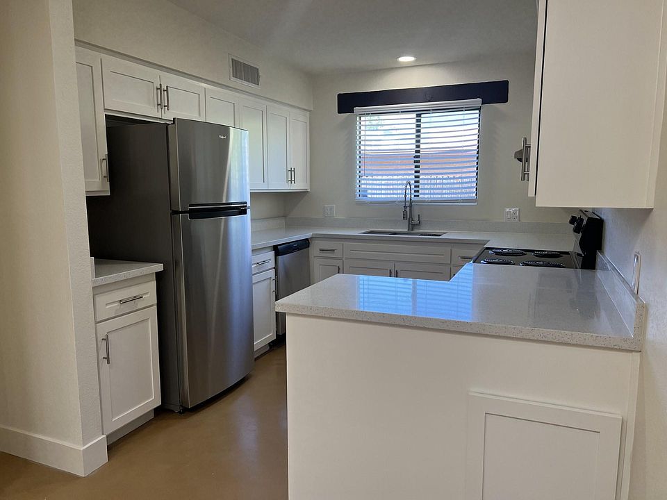 1st image of 3362 E Blacklidge Dr #3362