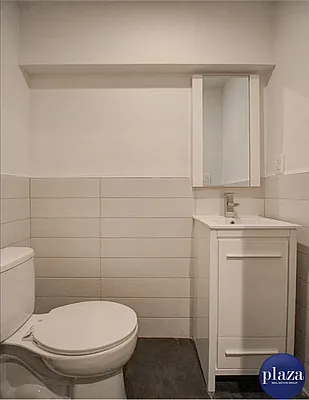 Rented by Plaza Real Estate Group | media 11