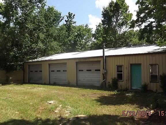 4th image of 902 E Fm 323