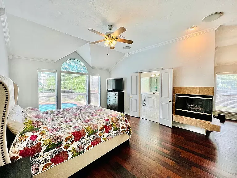 3929 Autumn Ln — Photo 14