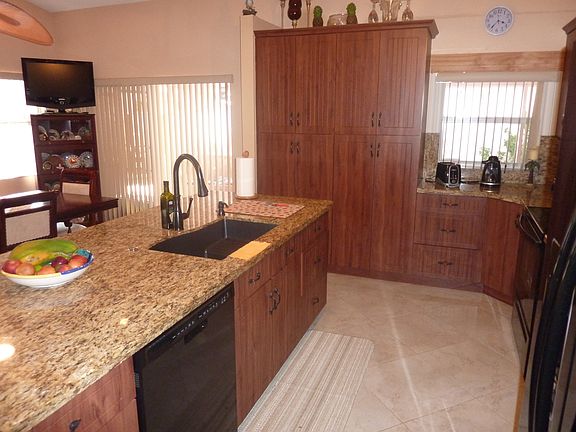 5th image of 12585 NW 10th Ct