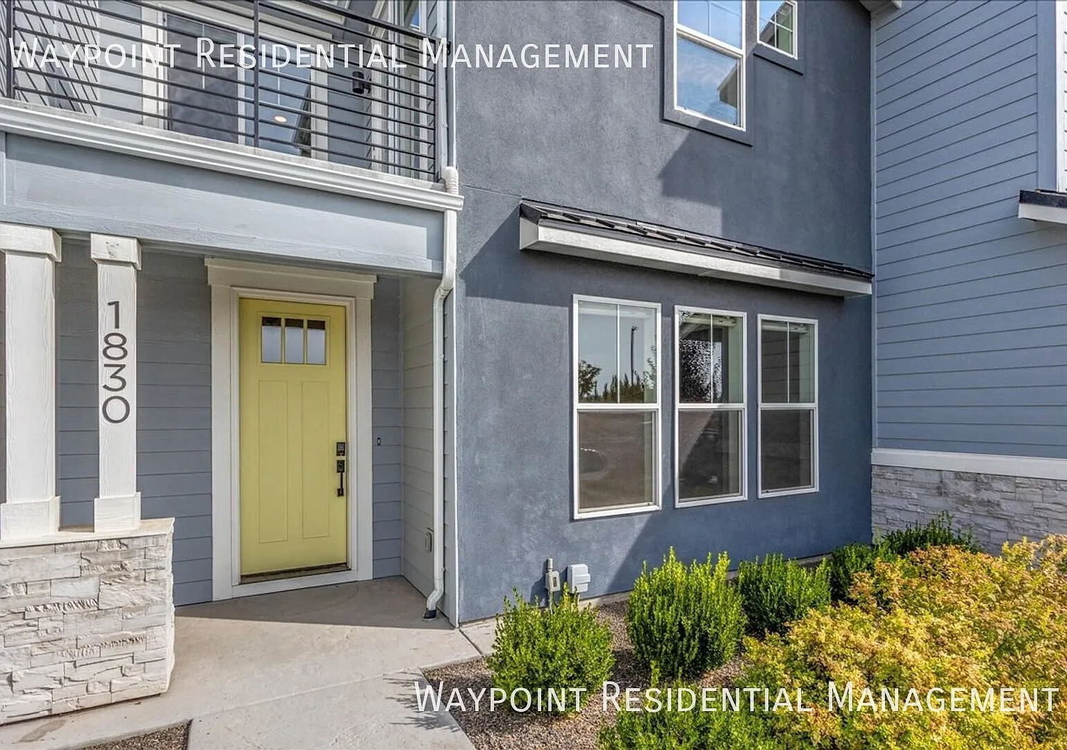 Modern Pine 43 Townhome With Flexible Office, Bonus Space & Community Amenities — Photo 3