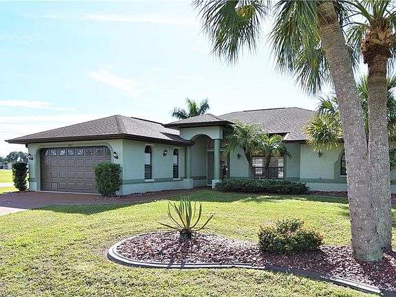 2nd image of 701 Royal Poinciana