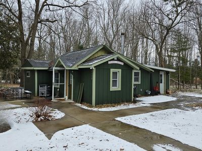 1130 Park St, Pentwater, MI, 49449
