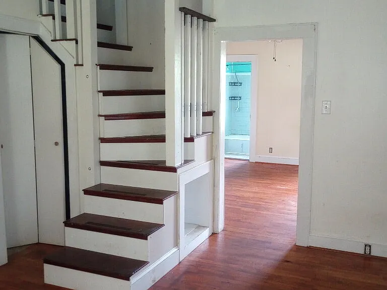 422 N Garrett St — Photo 4