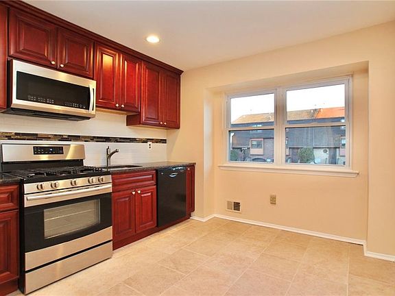 2nd image of 1704 Merrywood Dr #17