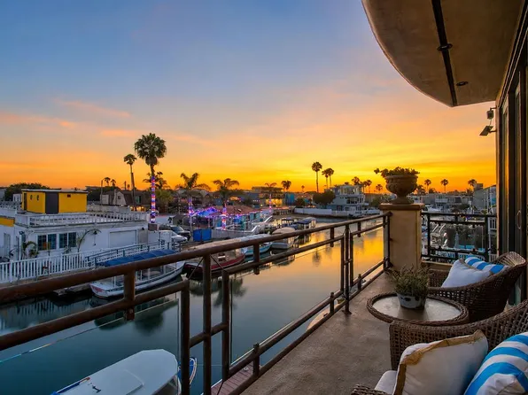 16735 Bayview Dr, Sunset Beach, CA 90742