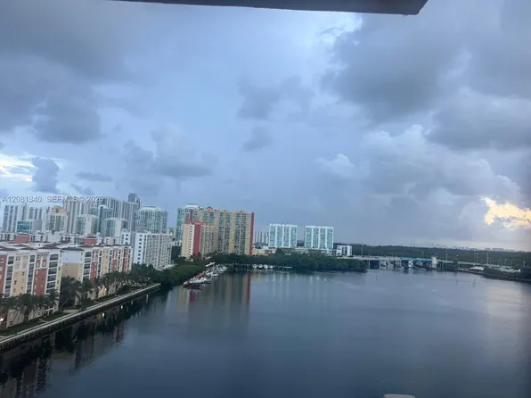 250 174th St APT 1420, Sunny Isles Beach, FL 33160