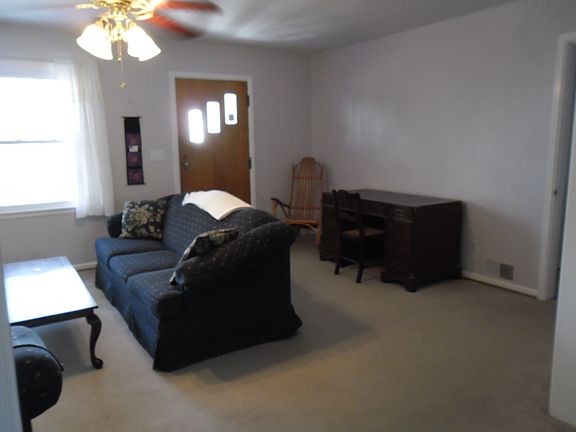 Living room - front door