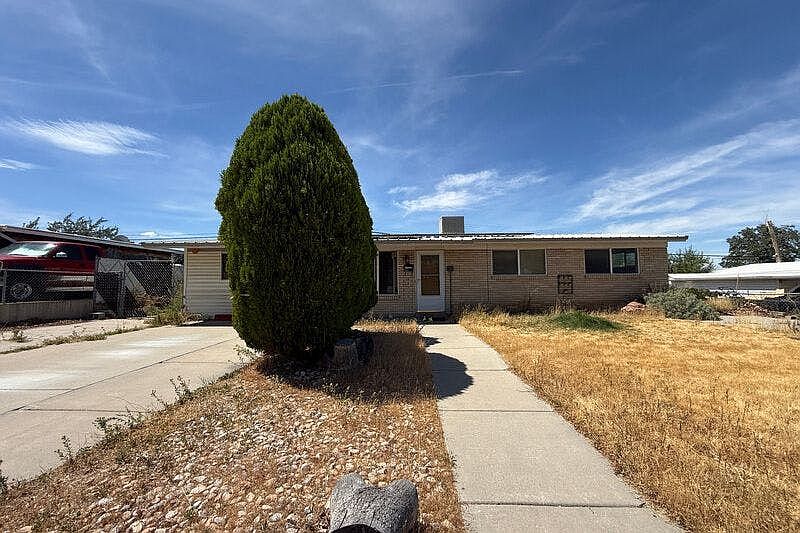 1st image of 347 Antelope Ave