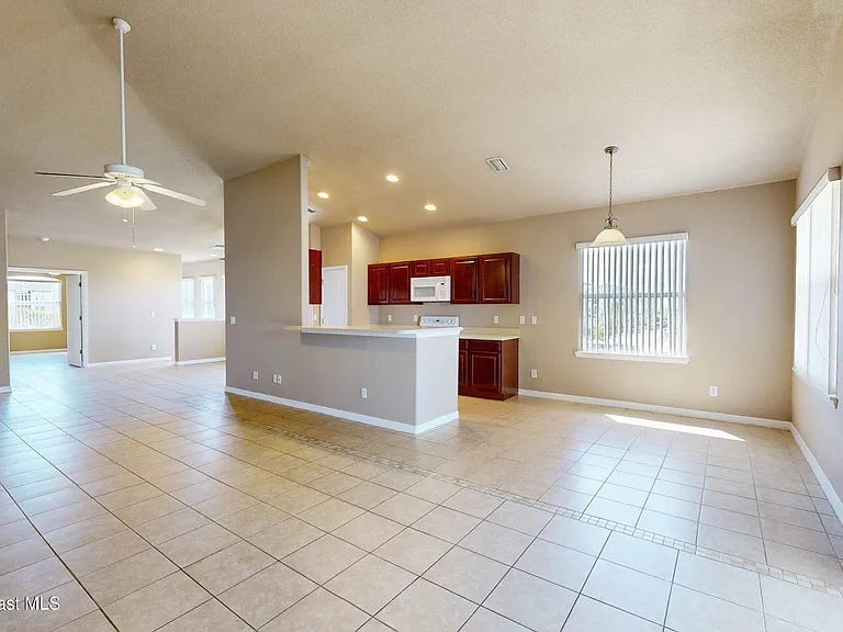 916 Ocaso Ln #206 — Photo 12