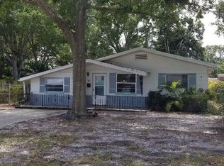 618 Cedarwood St N, Saint Petersburg, FL 33703