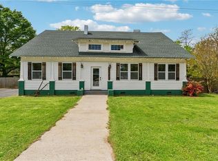 2723 Shackelford Rd, Griffin, GA 30224