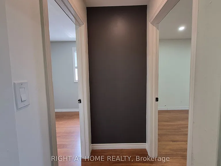 552 Grandview St S — Photo 18