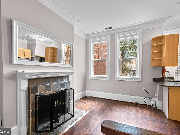 1326 Vermont Ave NW #4 — Photo 2