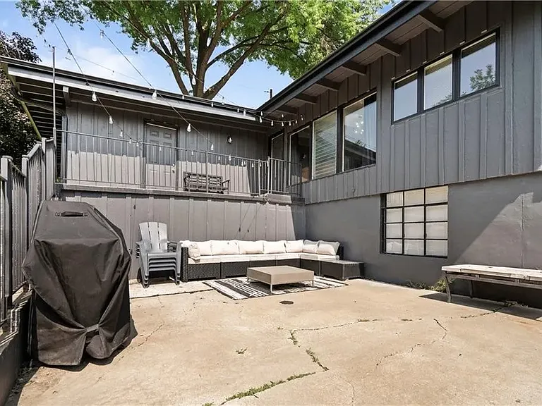 1447 N 31st St — Photo 7