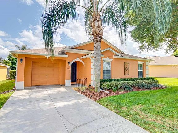 2nd image of 17512 Woodcrest Way