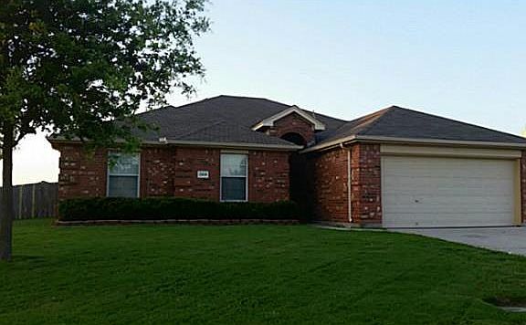 3rd image of 1305 Yukon Dr
