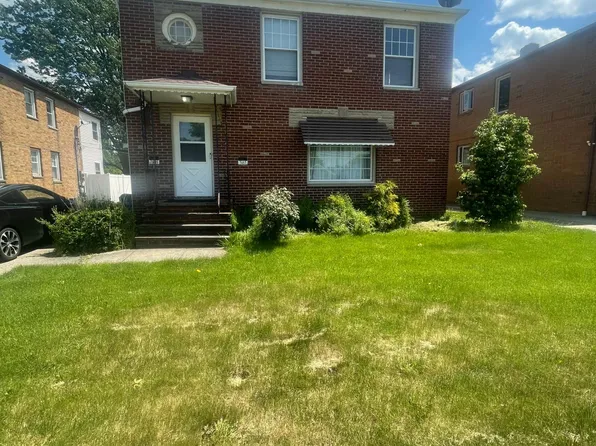 7457 Pearl Rd #B, Cleveland, OH 44130